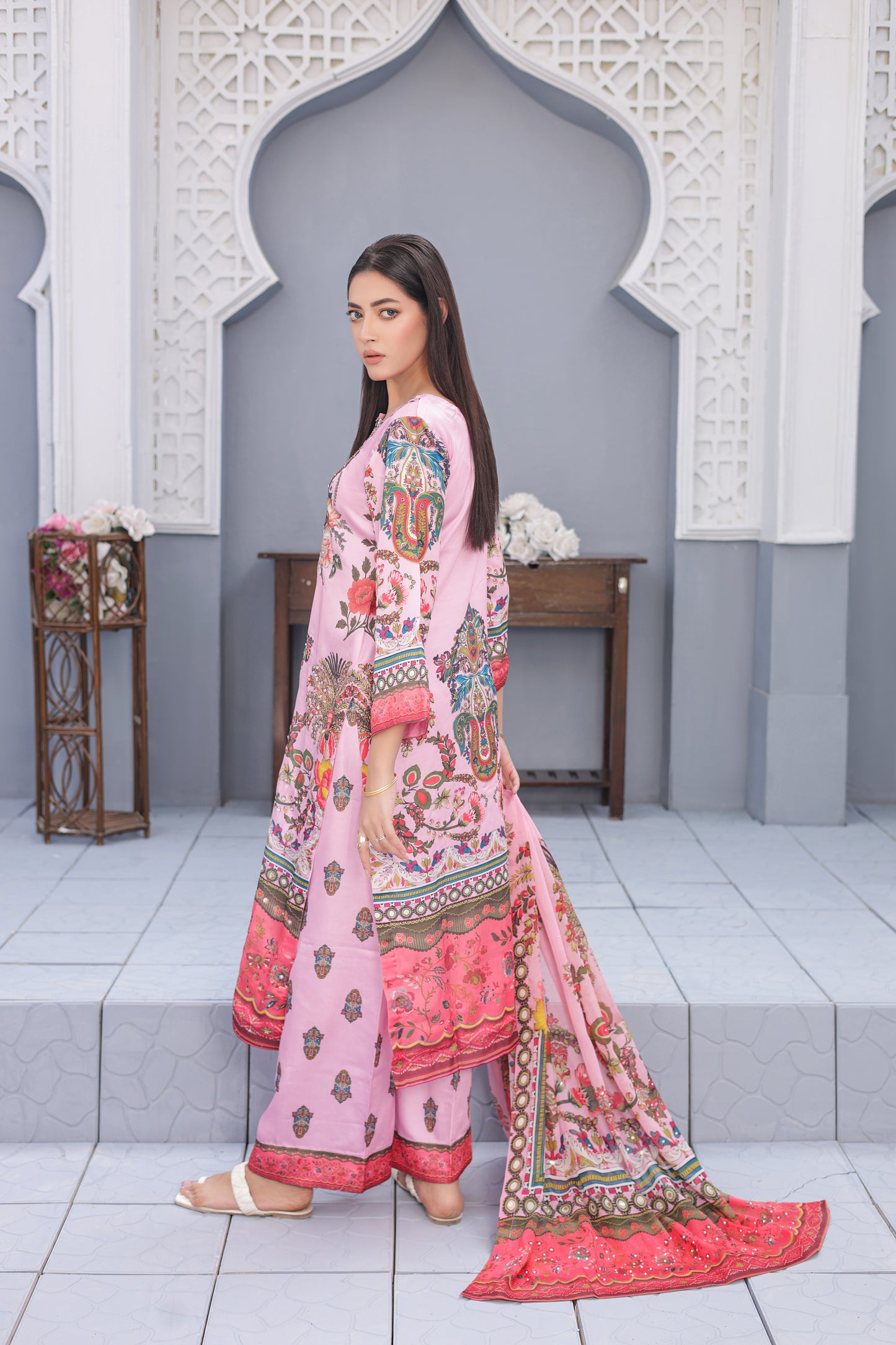 Digital Silk - Blush Medallion