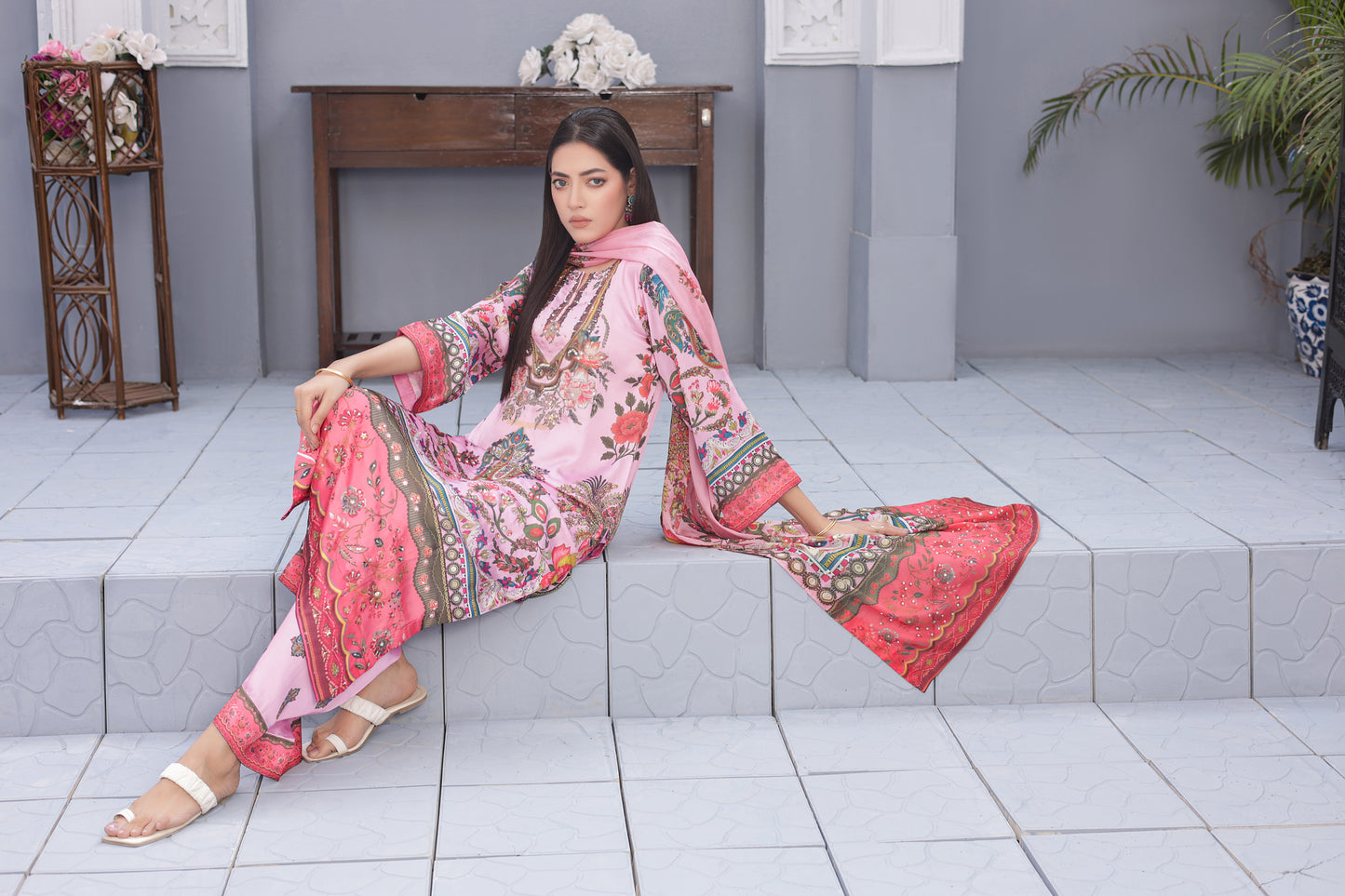 Digital Silk - Blush Medallion