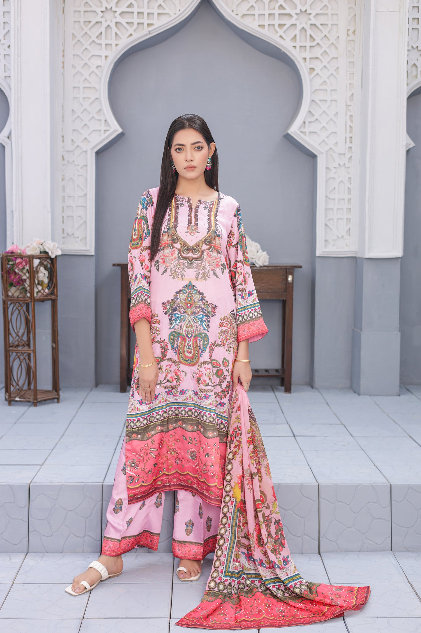 Digital Silk - Blush Medallion