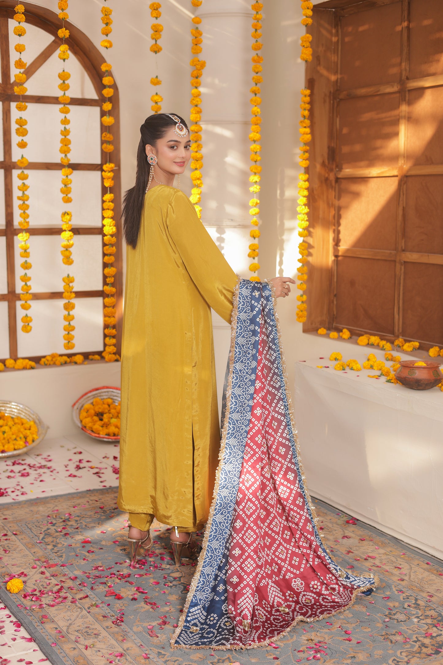 Kundan Kari - Mustard