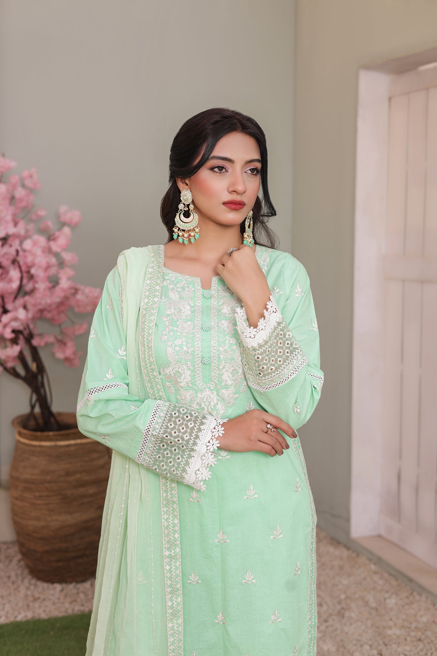 Chikankari - Mint