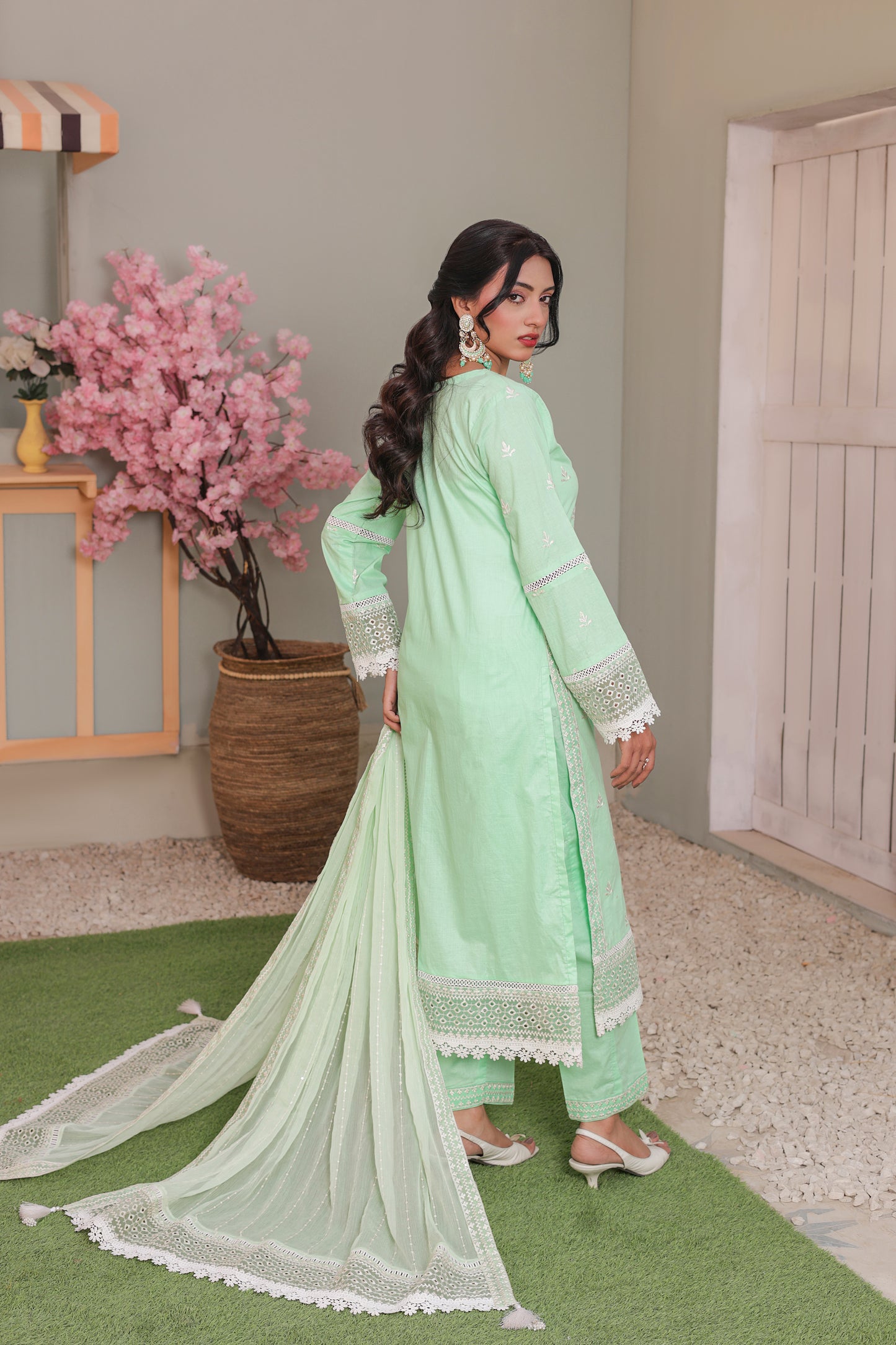 Chikankari - Mint